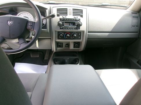 Used 2005 Dodge Dakota SLT w/ Trailer Tow Group image 13