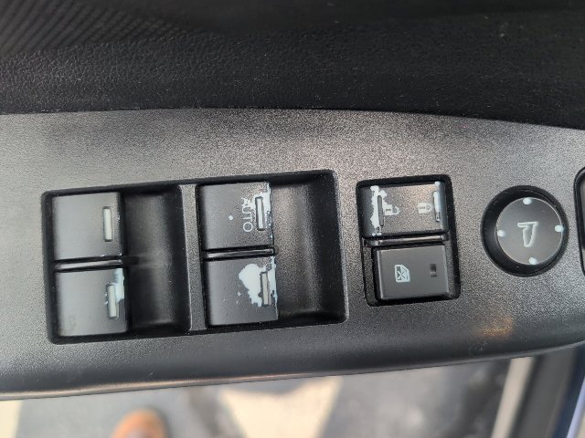 Used 2016 Honda CR-V SE image 13