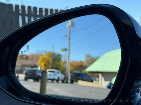 Used 2023 Kia K5 GT image 33