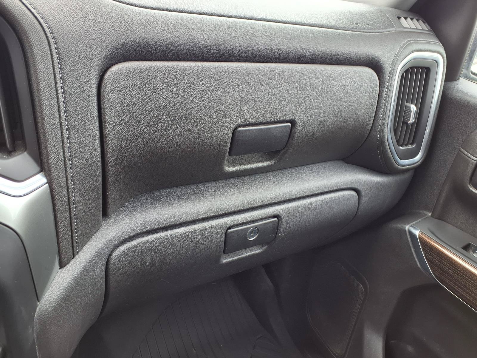 Used 2021 Chevrolet Silverado 1500 RST AWD/4WD image 17