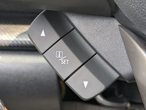 Used 2023 Subaru Crosstrek 2.0i Premium AWD/4WD image 21