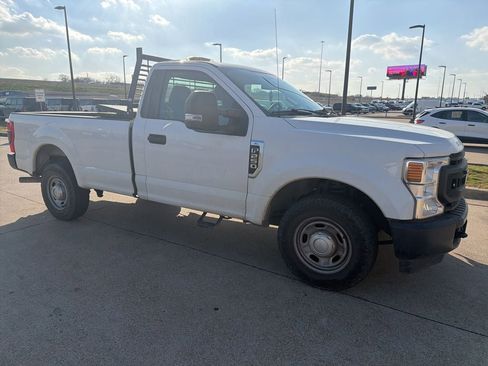 Used 2020 Ford F250 XL image 6