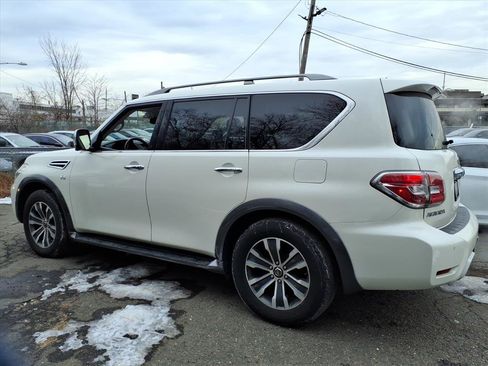 Used 2018 Nissan Armada SL w/ Premium Package image 3