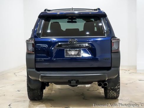 Used 2016 Toyota 4Runner Trail image 7