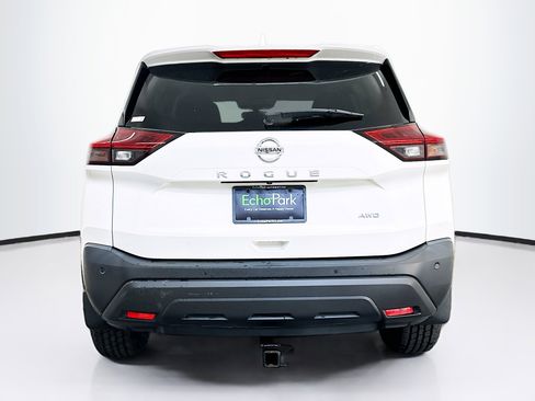 Used 2021 Nissan Rogue S image 7