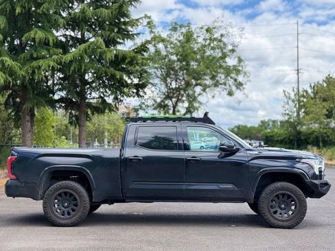 Used 2023 Toyota Tundra Platinum AWD/4WD image 6