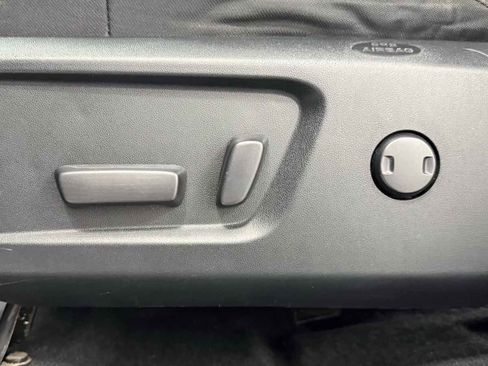 Used 2020 Toyota Tundra SR5 image 25