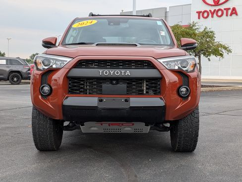 Used 2024 Toyota 4Runner TRD Pro AWD/4WD image 2