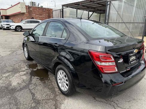 Used 2017 Chevrolet Sonic LT w/ Convenience Package FWD image 6