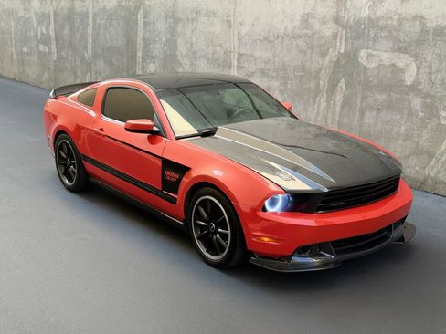 Used 2012 Ford Mustang Boss 302 w/ Boss 302 Accessory Pkg image 23