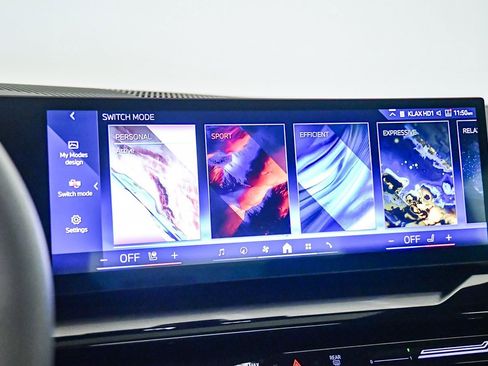 Used 2025 BMW 530i w/ Premium Package image 24