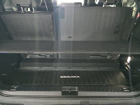 Used 2024 Toyota Sequoia Platinum AWD/4WD image 9