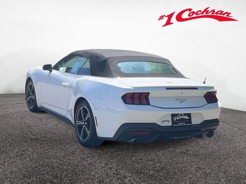 Used 2024 Ford Mustang Premium RWD image 9