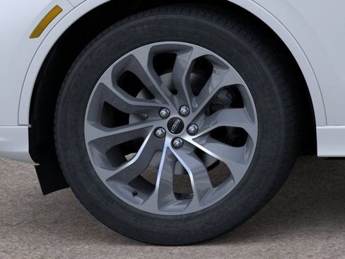 New 2026 Lincoln Aviator AWD w/ Jet Appearance Package image 19
