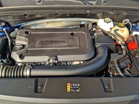 Used 2023 Buick Envision Essence AWD/4WD image 28