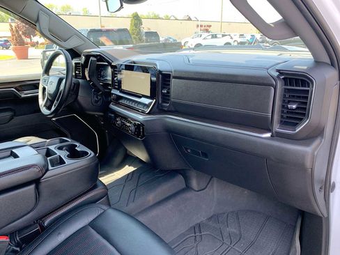 Certified 2023 Chevrolet Silverado 1500 RST w/ Redline Edition AWD/4WD image 27