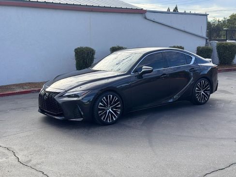 Used 2024 Lexus IS 300 F Sport RWD image 2