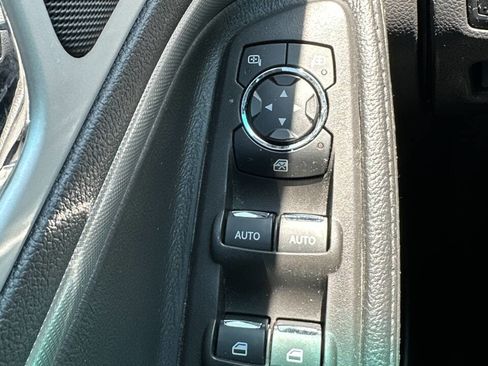 Used 2013 Ford Explorer XLT FWD image 26
