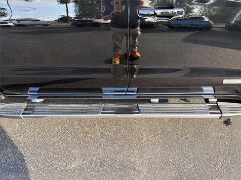 Used 2022 GMC Sierra 1500 Elevation image 13