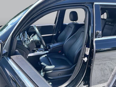 Used 2021 Mercedes-Benz GLB 250 image 8
