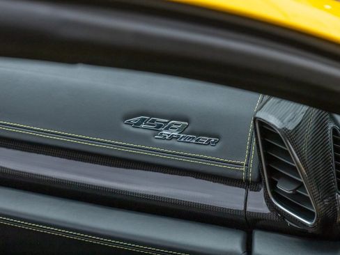 Used 2013 Ferrari 458 Spider RWD image 82
