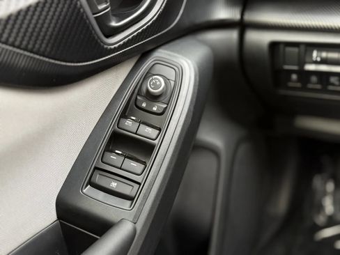 Used 2023 Subaru Crosstrek 2.0i Premium image 25