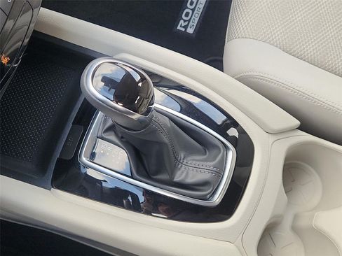 Used 2019 Nissan Rogue Sport SV FWD image 15