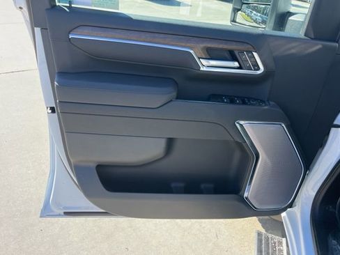 New 2026 Chevrolet Silverado 2500 High Country w/ Technology Package AWD/4WD image 16