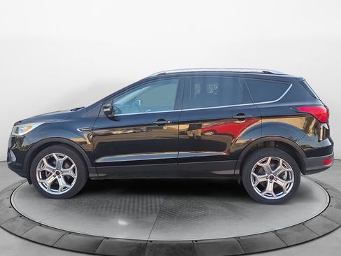Used 2019 Ford Escape Titanium AWD/4WD image 2