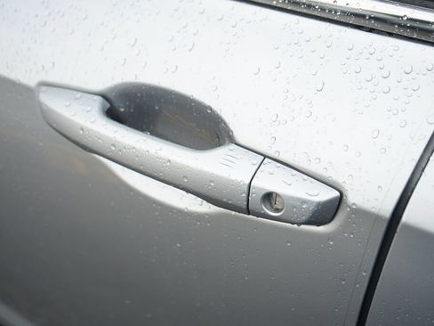 Used 2021 Honda CR-V EX-L image 9