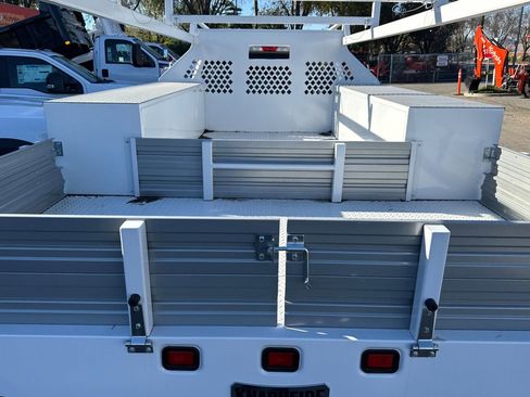 New 2026 Ford F550 2WD Crew Cab Super Duty image 12