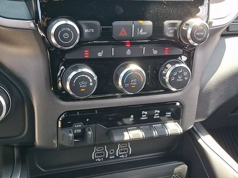 New 2026 RAM 1500 Big Horn AWD/4WD image 15