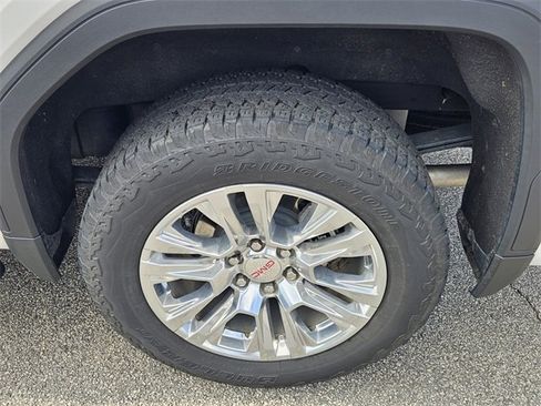Used 2025 GMC Sierra 1500 Denali image 10