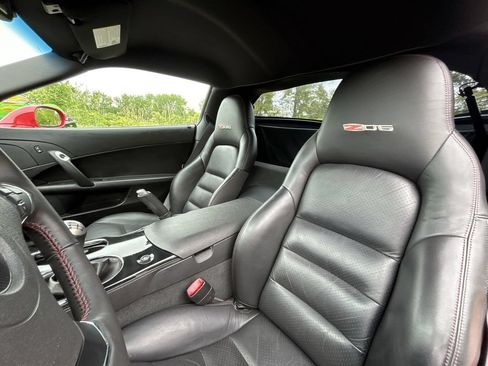 Used 2008 Chevrolet Corvette Z06 w/ Preferred Equipment Group RWD image 13