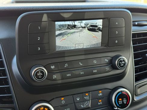 Used 2025 Ford Transit 250 Low Roof w/ Exterior Upgrade Package RWD image 30