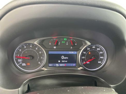 Used 2024 GMC Terrain SLT image 18