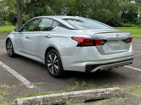 Used 2022 Nissan Altima 2.5 SV image 6