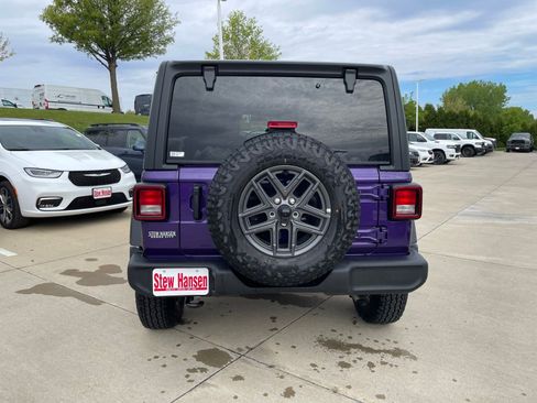 New 2026 Jeep Wrangler Unlimited Sport w/ Convenience Group AWD/4WD image 5