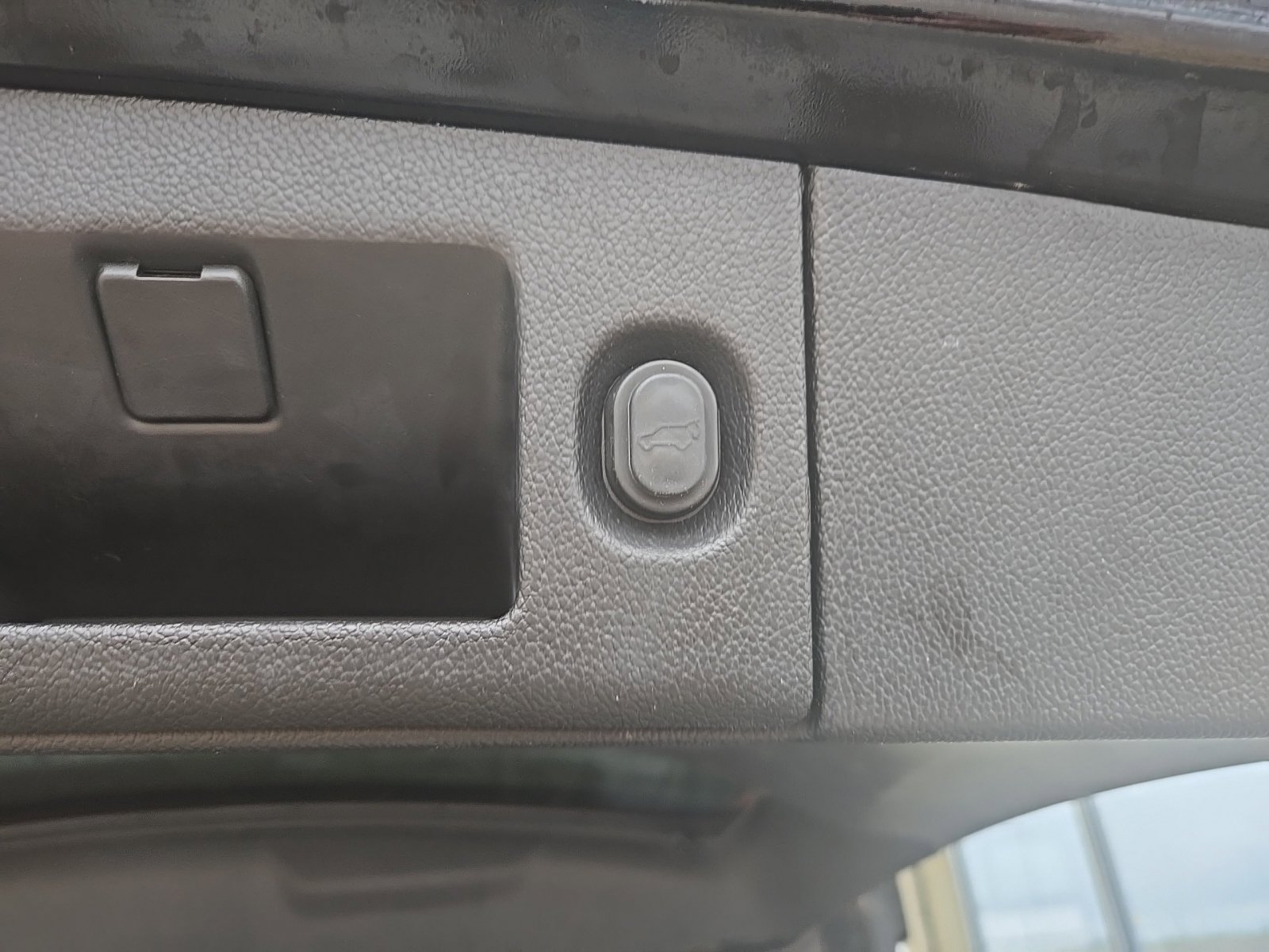 Used 2020 GMC Yukon XL SLT RWD image 10