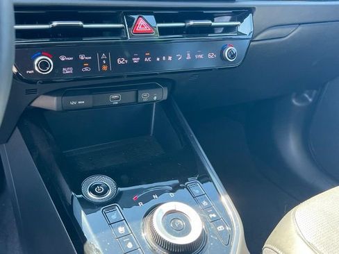 Certified 2023 Kia Niro Wave w/ Wave Preserve Package FWD image 23