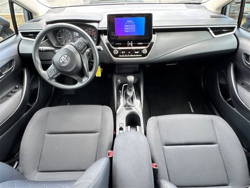 Certified 2025 Toyota Corolla LE image 22
