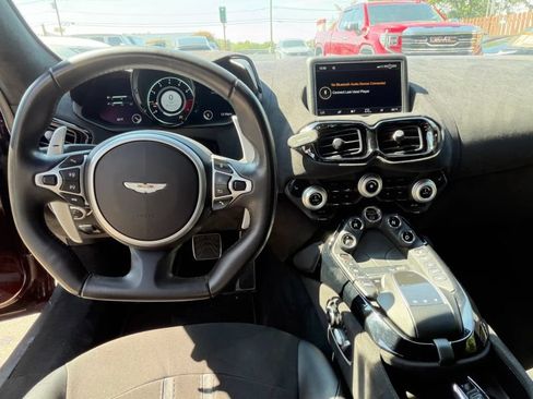 Used 2019 Aston Martin V8 Vantage Coupe RWD image 15