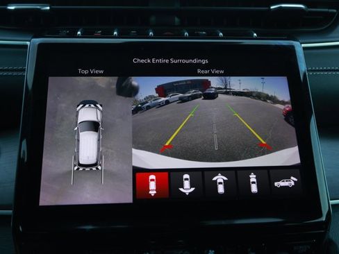 Used 2024 Jeep Grand Cherokee L Limited w/ Luxury Tech Group II image 18