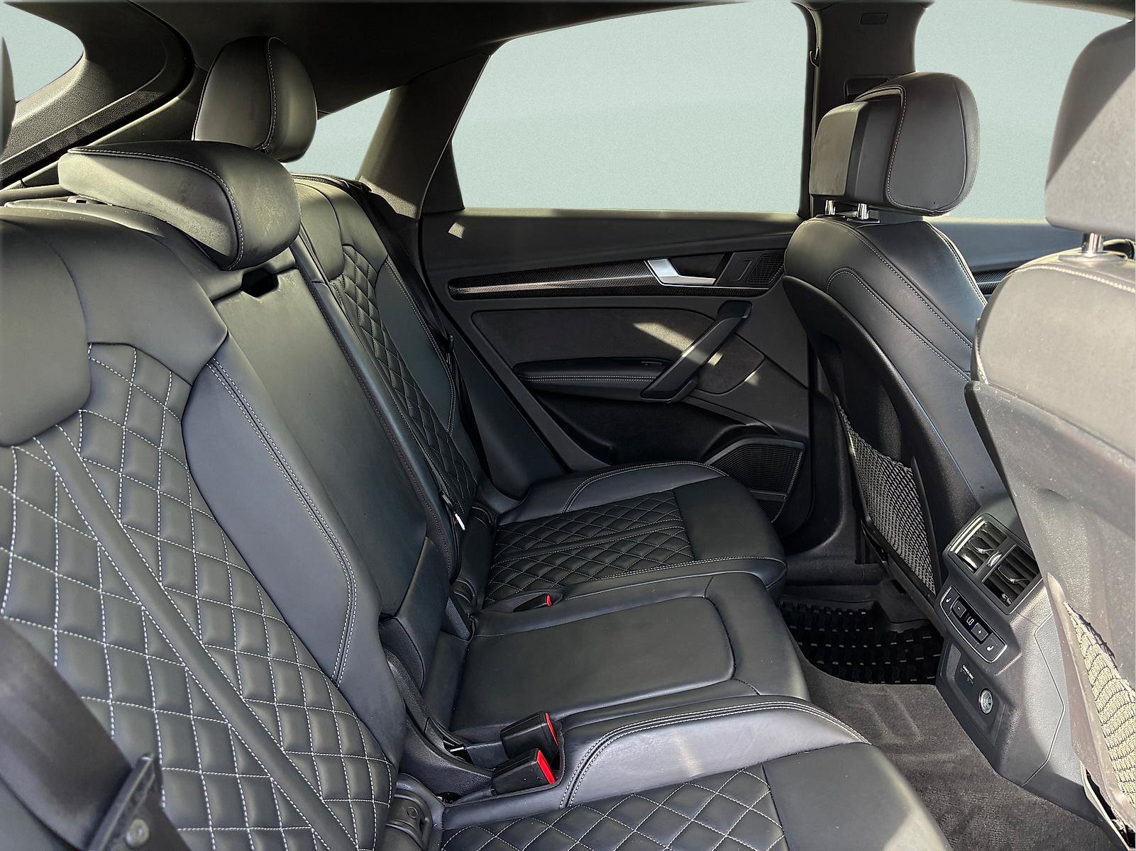 Used 2024 Audi SQ5 Prestige AWD/4WD image 27