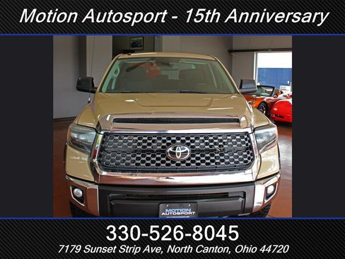 Used 2019 Toyota Tundra SR5 w/ SR5 Upgrade Package AWD/4WD image 4