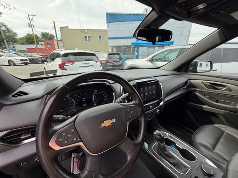 Used 2022 Chevrolet Traverse LT w/ LPO, Floor Liner Package AWD/4WD image 22