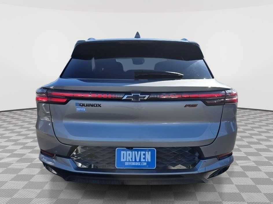 Used 2024 Chevrolet Equinox EV RS FWD image 5