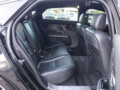 Used 2019 Jaguar XJ L Portfolio image 43