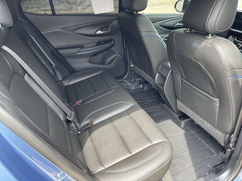 Used 2025 Buick Envista Sport Touring w/ Convenience I Package FWD image 15