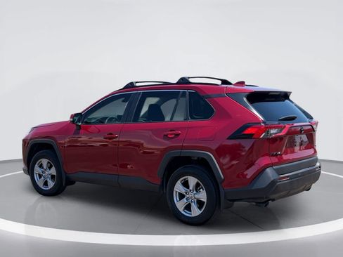 Used 2024 Toyota RAV4 XLE w/ Convenience Package FWD image 3